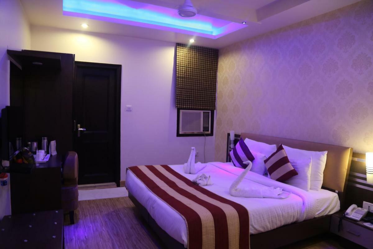 Hotel Surya International Delhi  Esterno foto