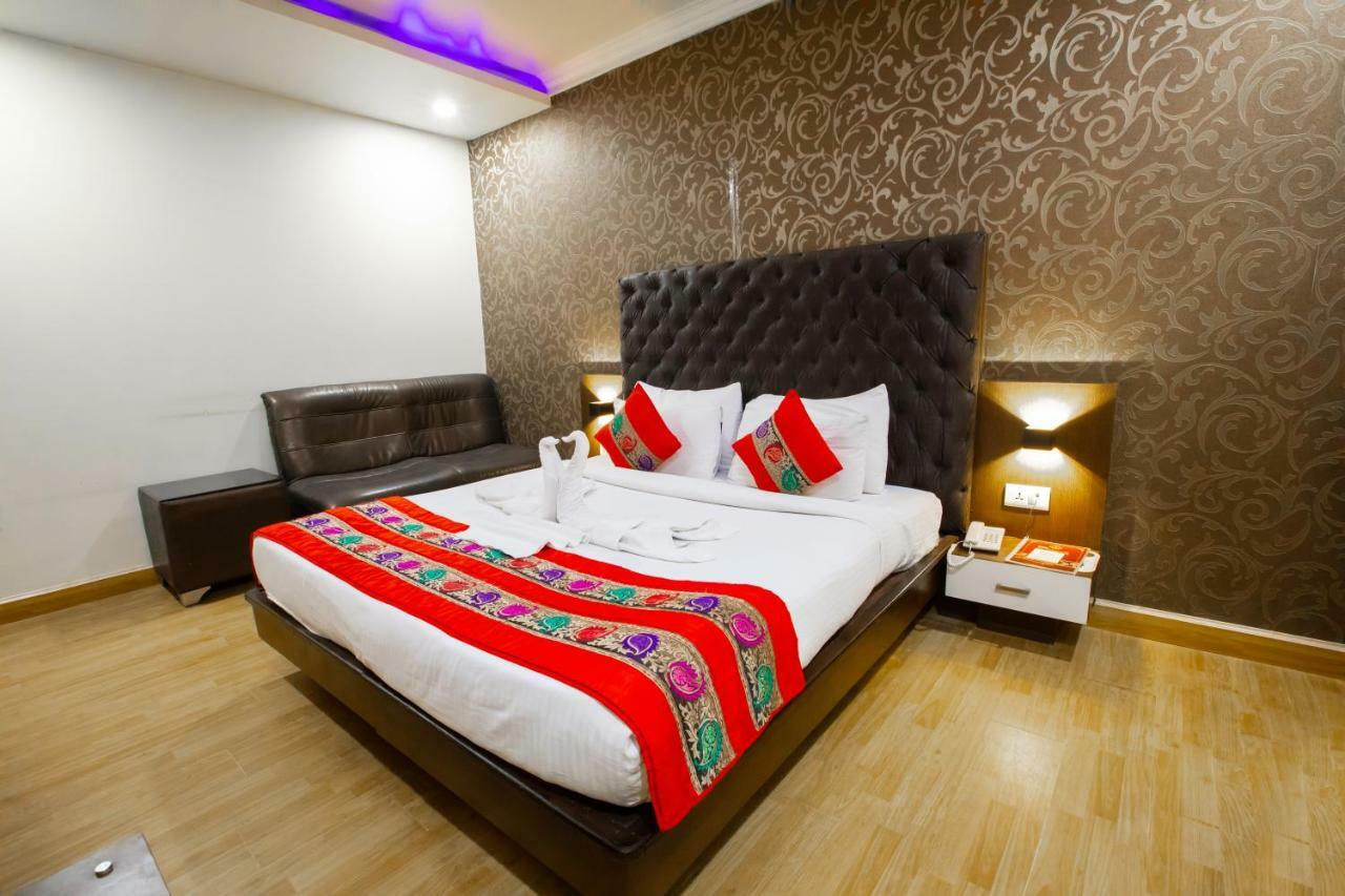 Hotel Surya International Delhi  Esterno foto